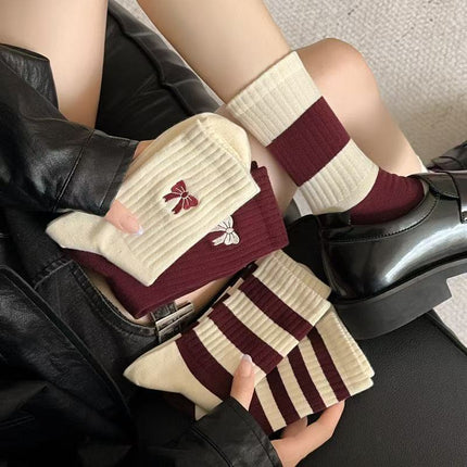 1/5 Paar Rode Gestreepte Sokken, Dames Mode Mid-Calf Bourgondische Sportsokken - XdropX