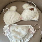 White Bear / M