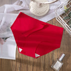 Red / M