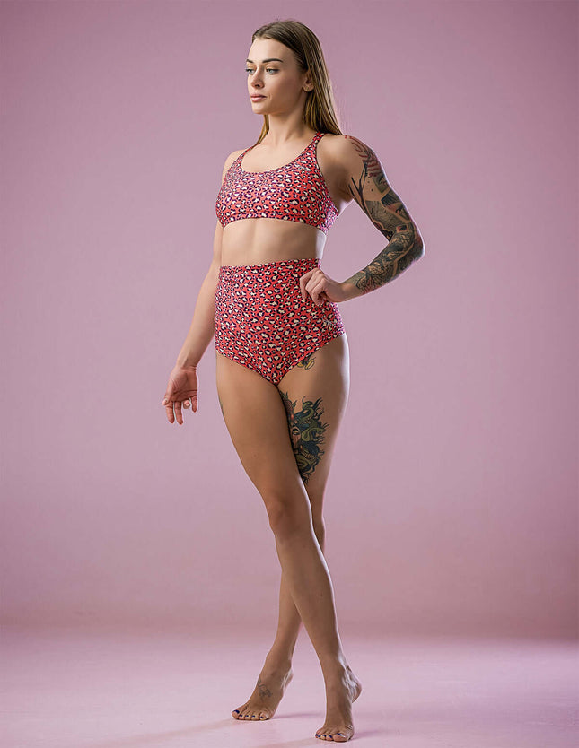 Betty Shorts Leo Kiss-0