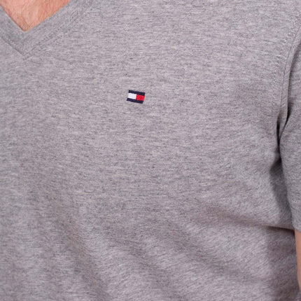 TOMMY HILFIGER - Men's basic V-neck T-shirt - Size L-20