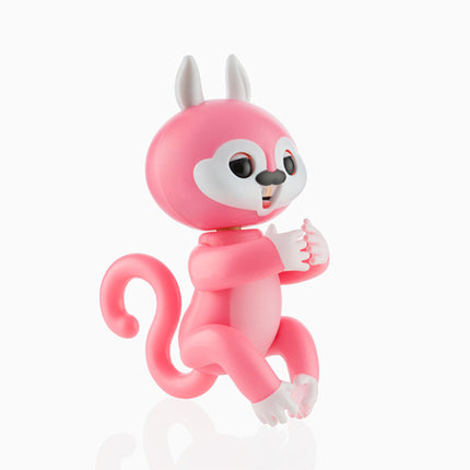 Figure Happy Squirrel-1