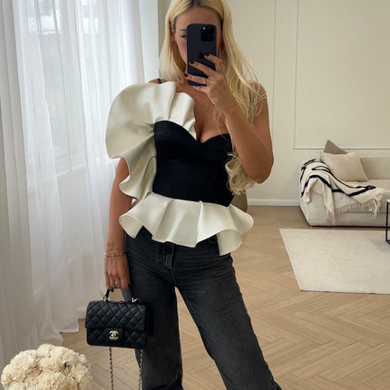 Ruffled Contrast Crop Top