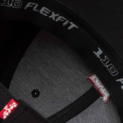 LEVI'S - Men's Housemark Flexfit® cap  - Size OS-1