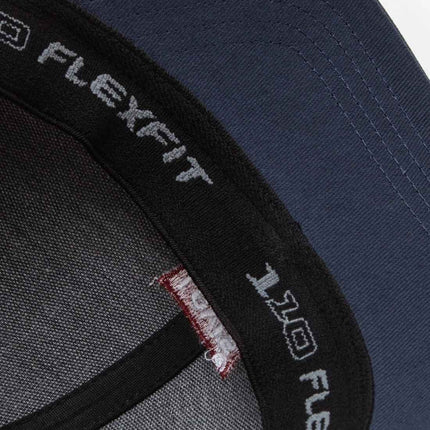 LEVI'S - Men's Housemark Flexfit® cap  - Size OS-4