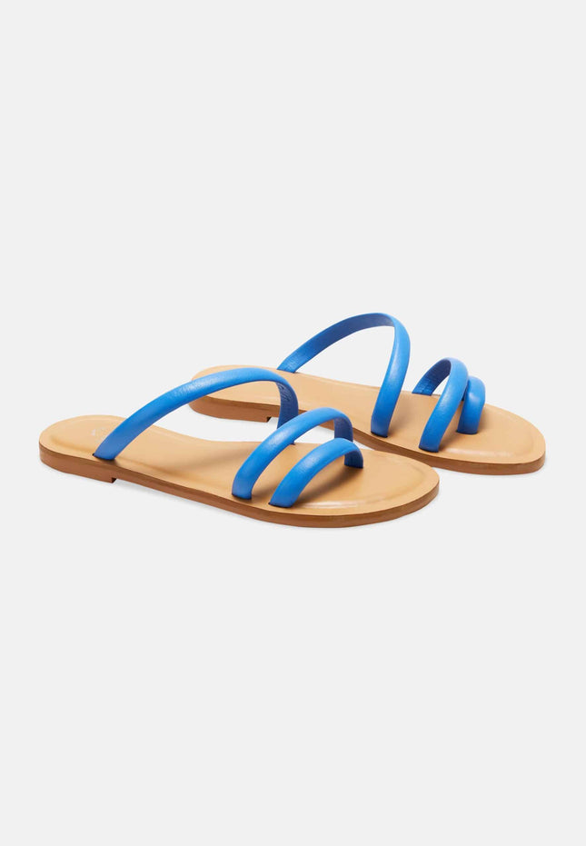 platte sandalen van kalfsleer – minimalistische damesslippers met drie bandjes