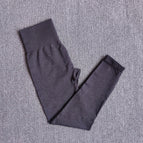 Black / M
